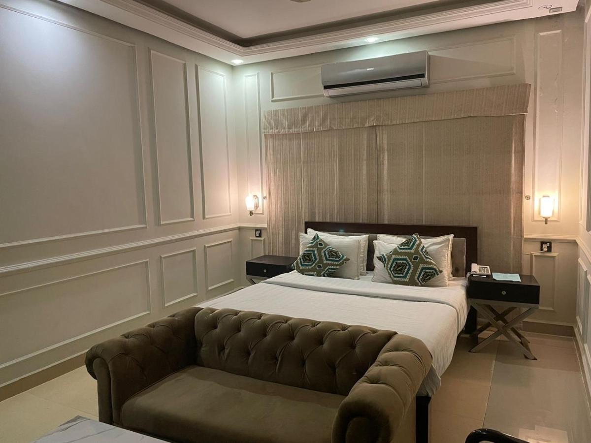 The Riviera Hotel Islamabad Exterior photo